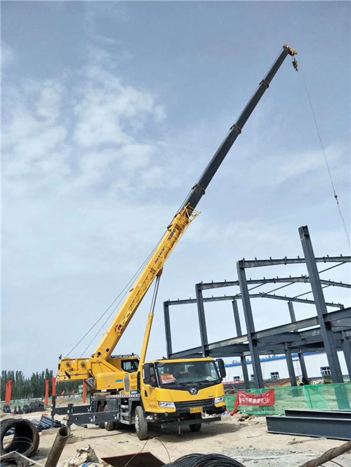 太平区超高层建筑钢结构吊装案例
